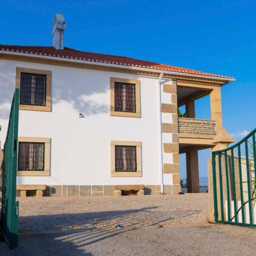 CASA DO PINHEIRO