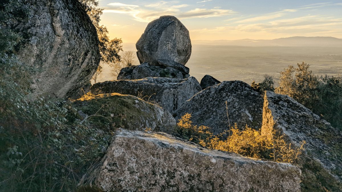 Monsanto, Portugal: A Pedra do Drag&atilde;o